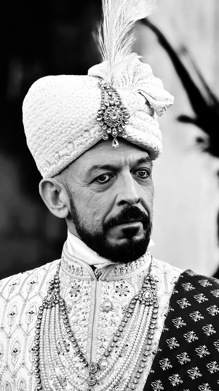 pexels-photo-30926712 Arti Mimpi Ketemu Raja atau Ratu