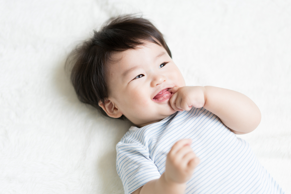 19.-Bayi-Tertawa-Sendiri_-Jangan-Takut-Bu-Ini-Penyebabnya.jpg-16052025-114606 Erek Erek 2D Arti Mimpi Bayi Tertawa Gembira