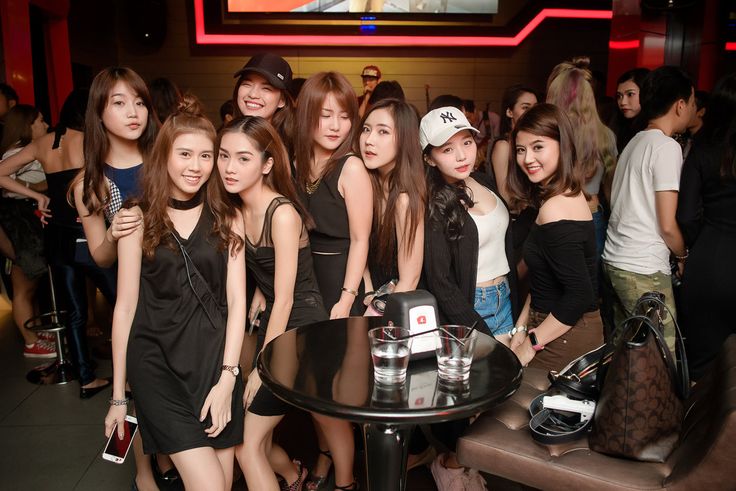 121e9ee732fc2142d9bc6d53194822a2 Arti Mimpi Melihat Banyak Perempuan di Malam Hari