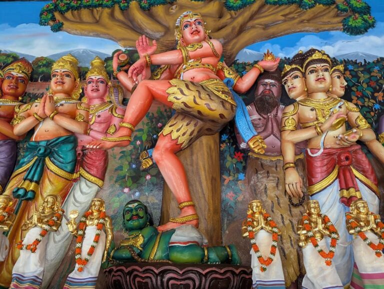 Erek Erek 2D Arti Mimpi Melihat Banyak Dewa Dalam Kuil: Simbol Spiritual dan Pesan Alam Batin - Mimpi seperti ini tidak bisa dianggap remeh, karena membawa nuansa spiritual yang dalam serta bisa menjadi pertanda kuat dalam kehidupan nyata.