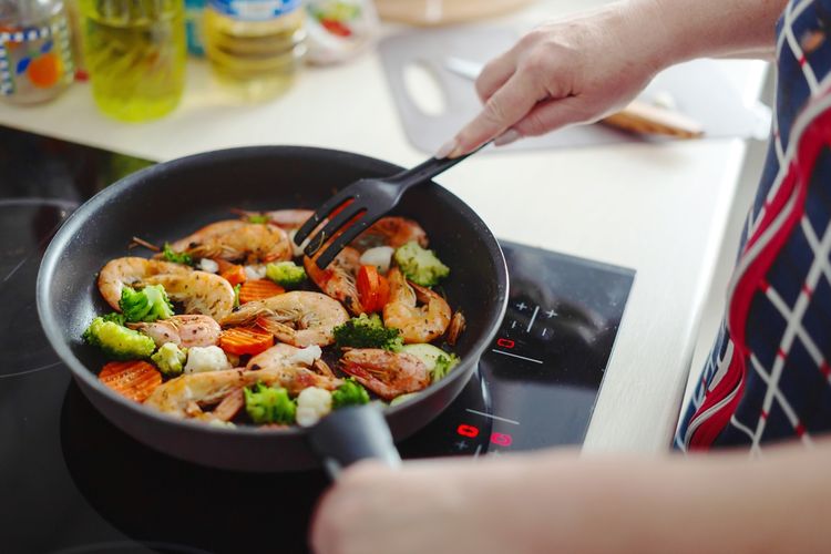 Arti Mimpi Tentang Memasak: Makna, Simbol, dan Tanda Kehidupan