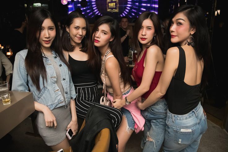 Arti Mimpi Melihat Banyak Perempuan di Malam Hari