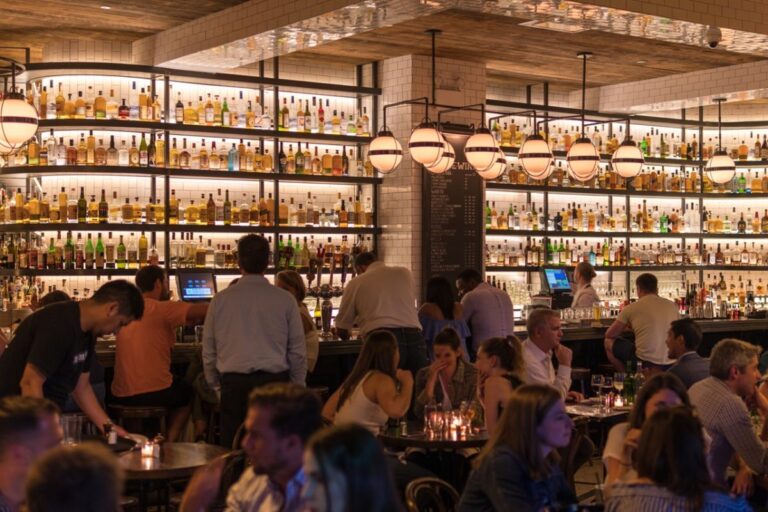 Arti Mimpi Baru Buka Kedai: Pertanda Rezeki atau Tanda Perjuangan?