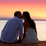 Arti Mimpi Tentang Mencium: Simbol Kasih Sayang atau Pertanda Lain?