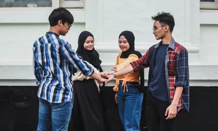 1000074712-548804431 Arti Mimpi Tentang Berkasih: Pertanda Bahagia atau Isyarat Hati yang Dalam?
